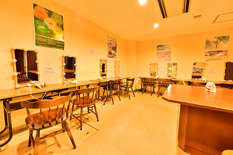 パウダールーム